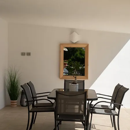 Fc - Elegante Con Piscina Privata Villa